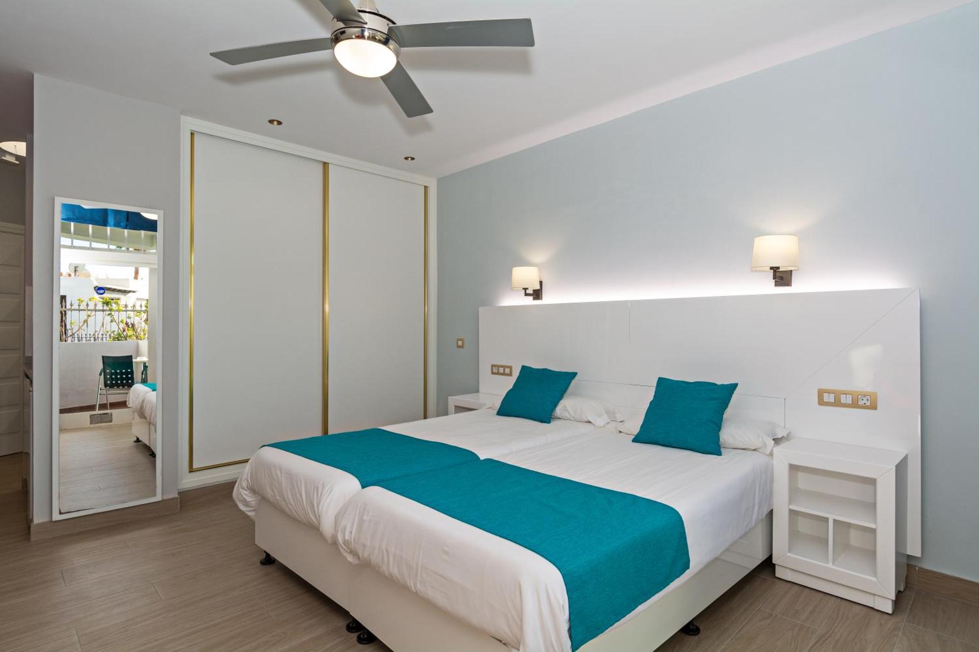 Apartamentos Panorama Adults Only بويرتو ذيل كارمين المظهر الخارجي الصورة